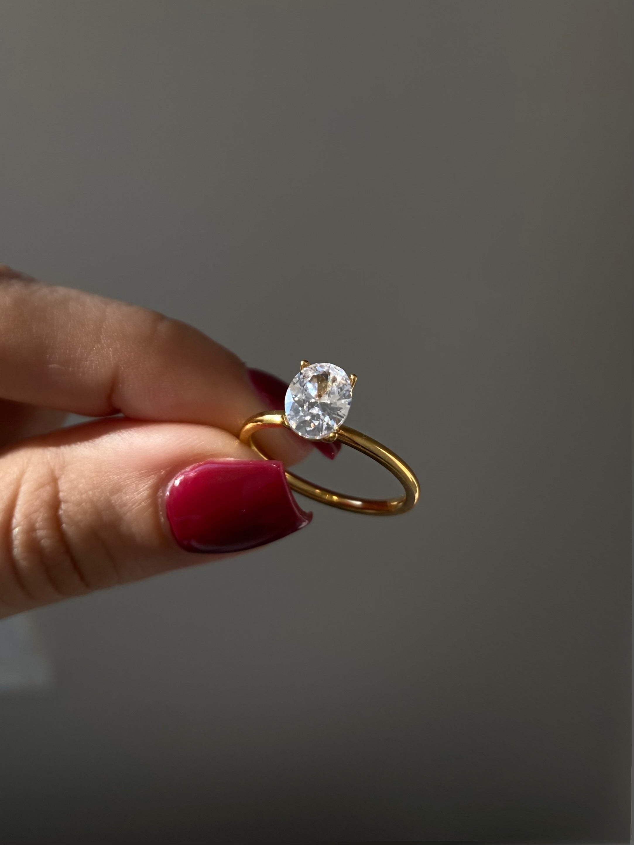 ENGAGEMENT RINGS