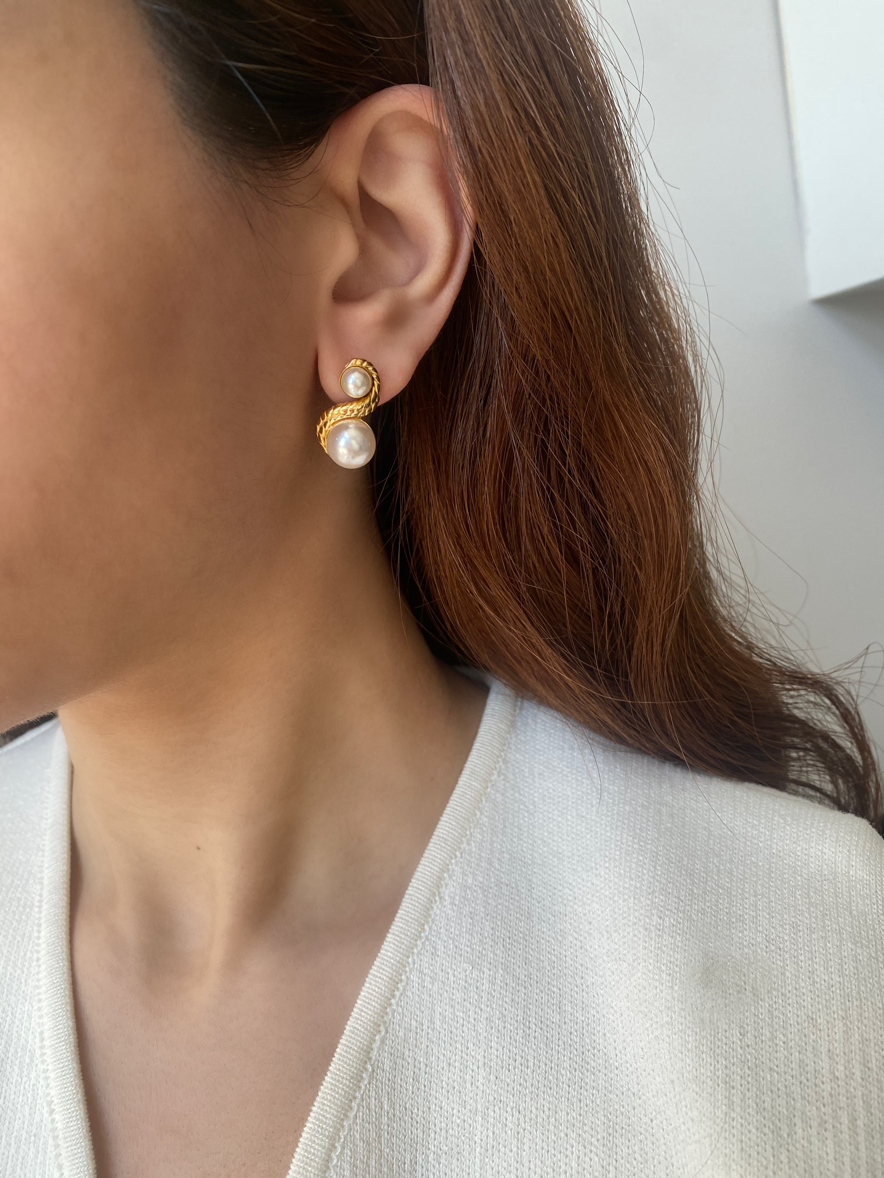 S-shape Pearl Earrings
