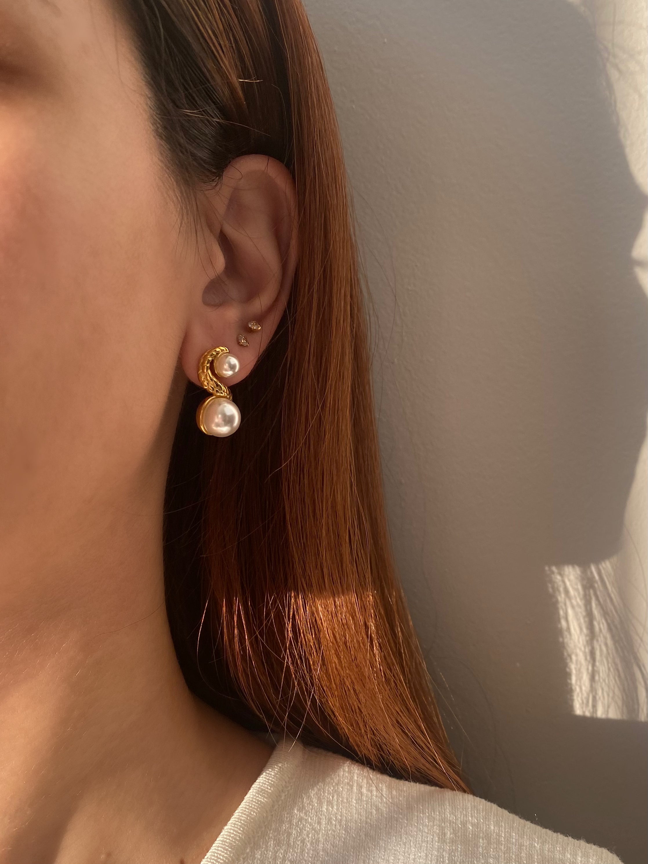 S-shape Pearl Earrings