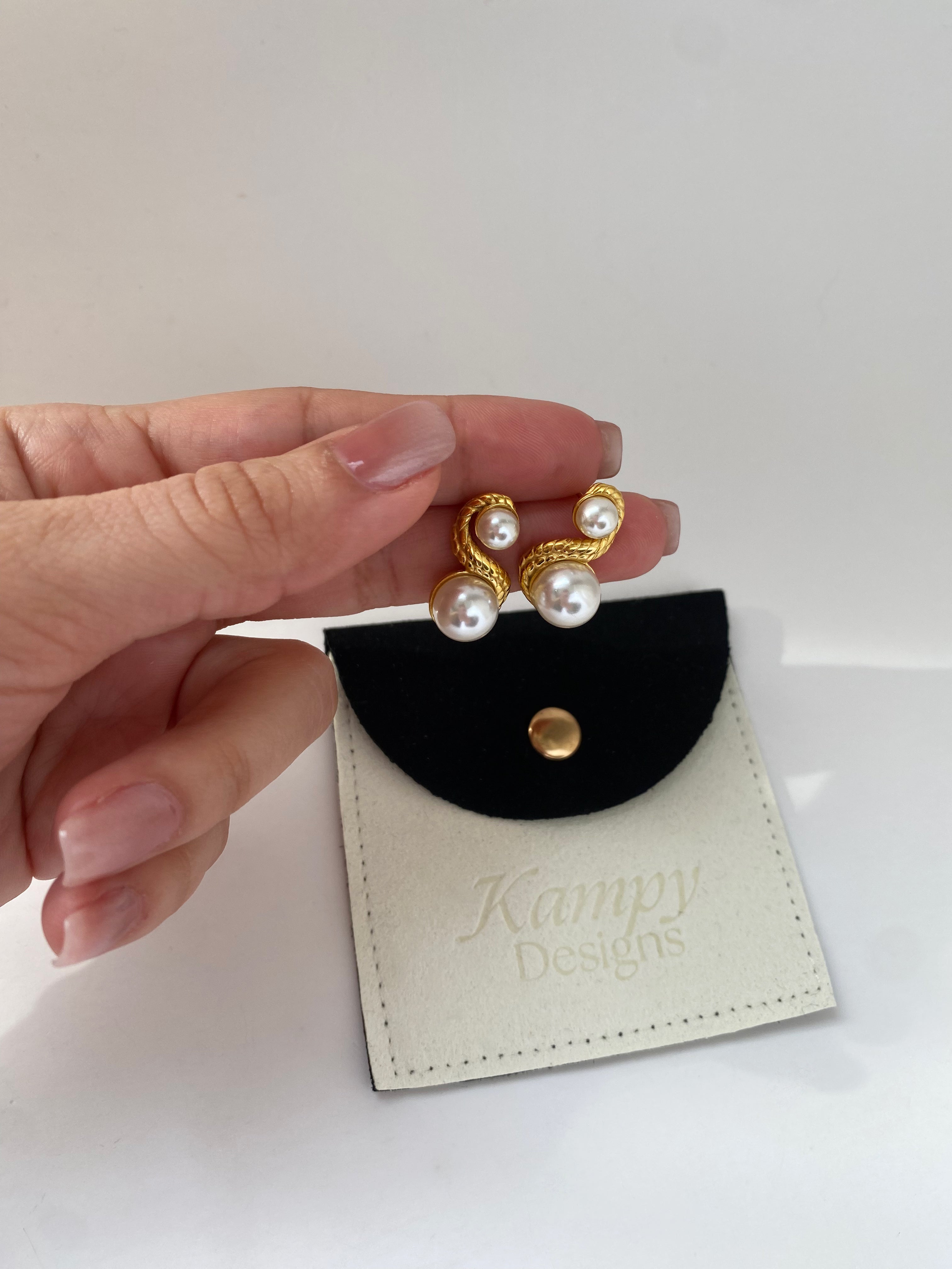 S-shape Pearl Earrings