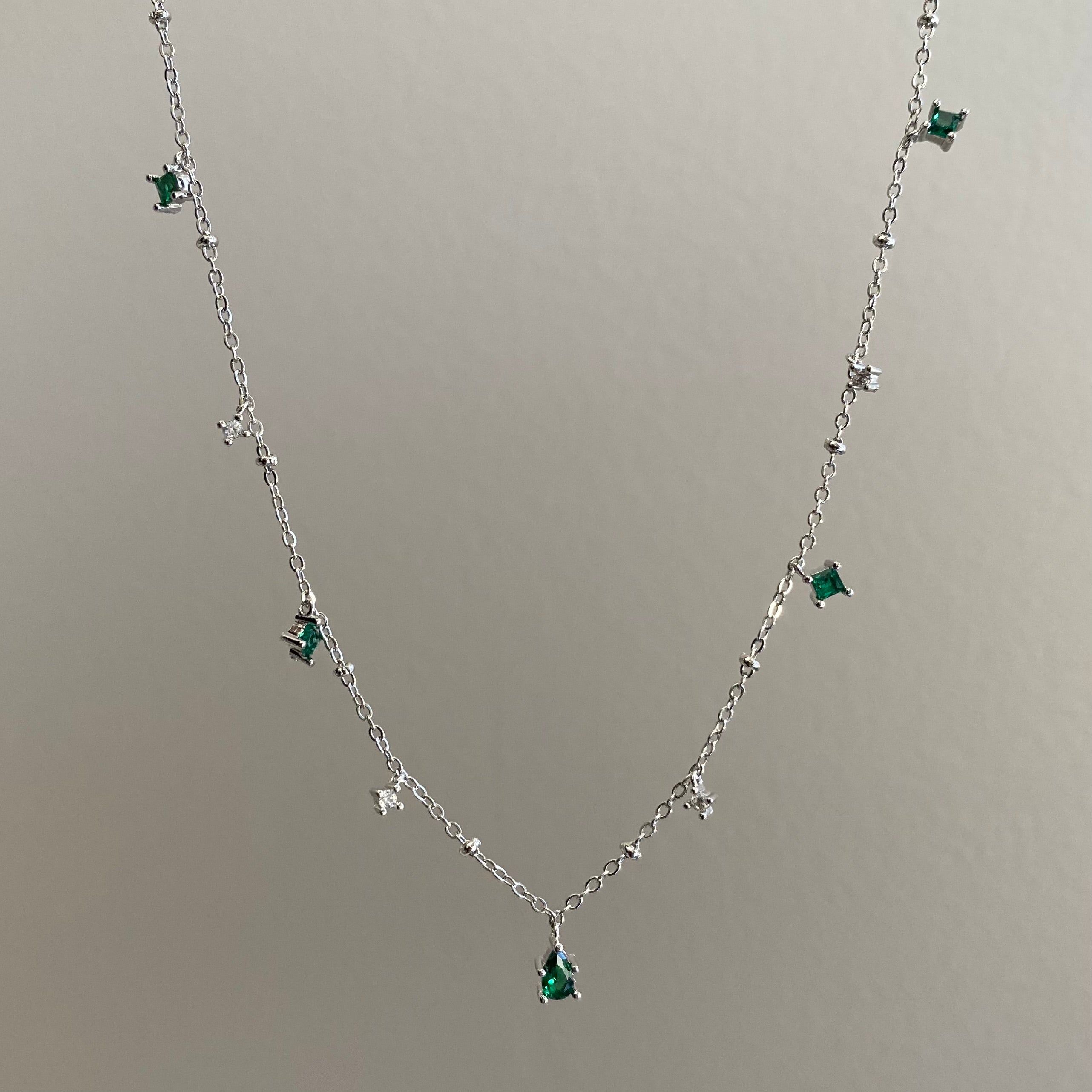 Emerald Teardrop Choker Necklace