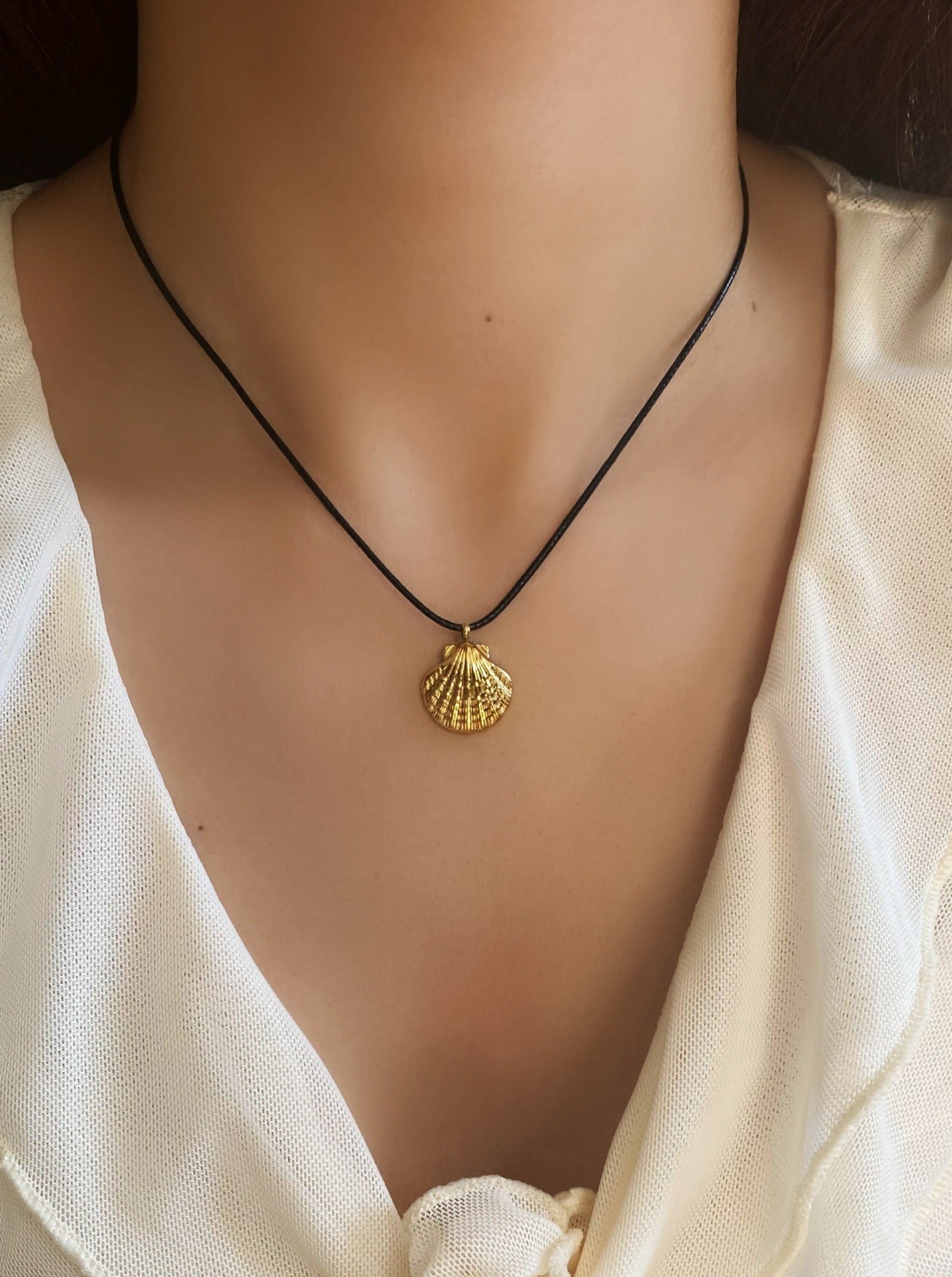 Seashell necklace