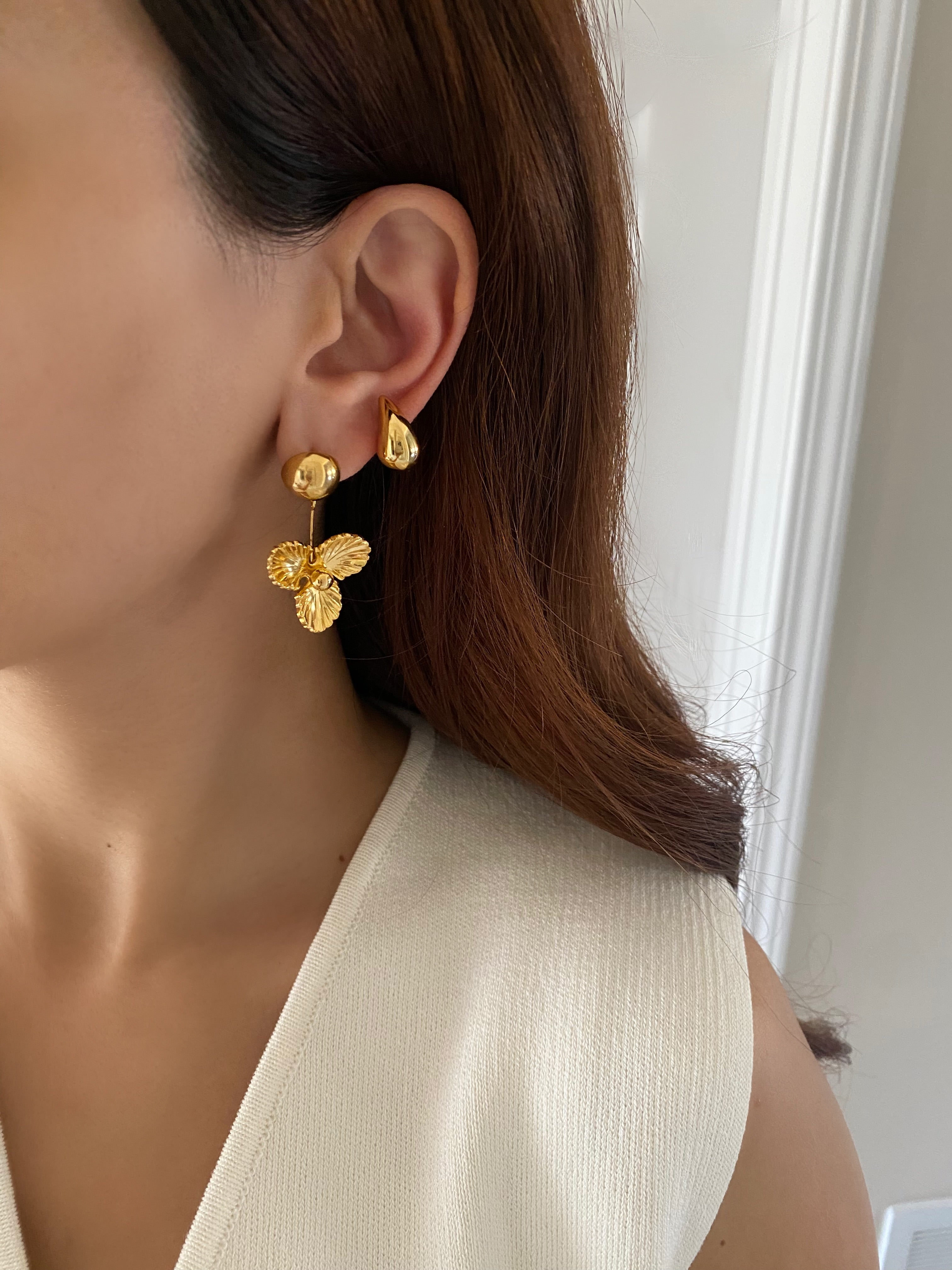 Tiny Gold Teardrop Earrings