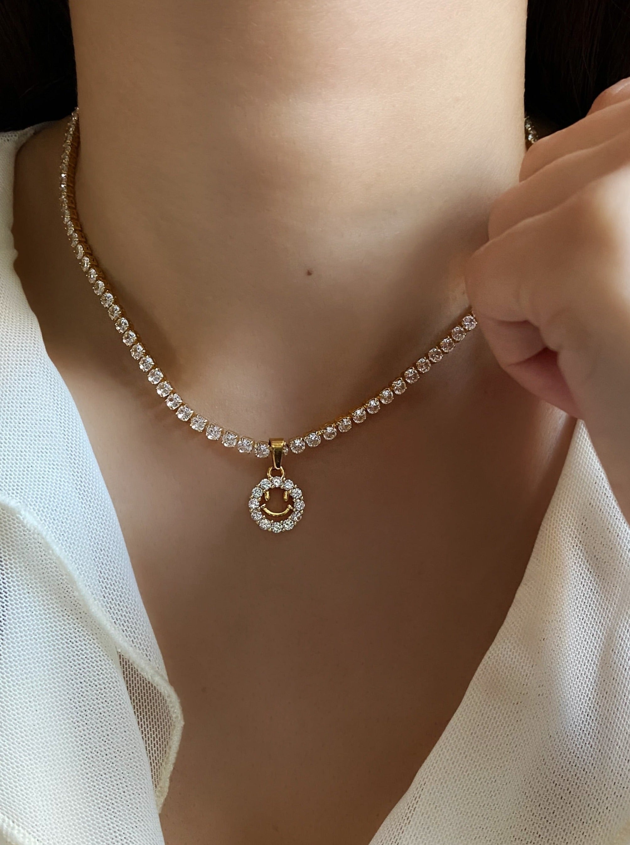 Smiley face necklace