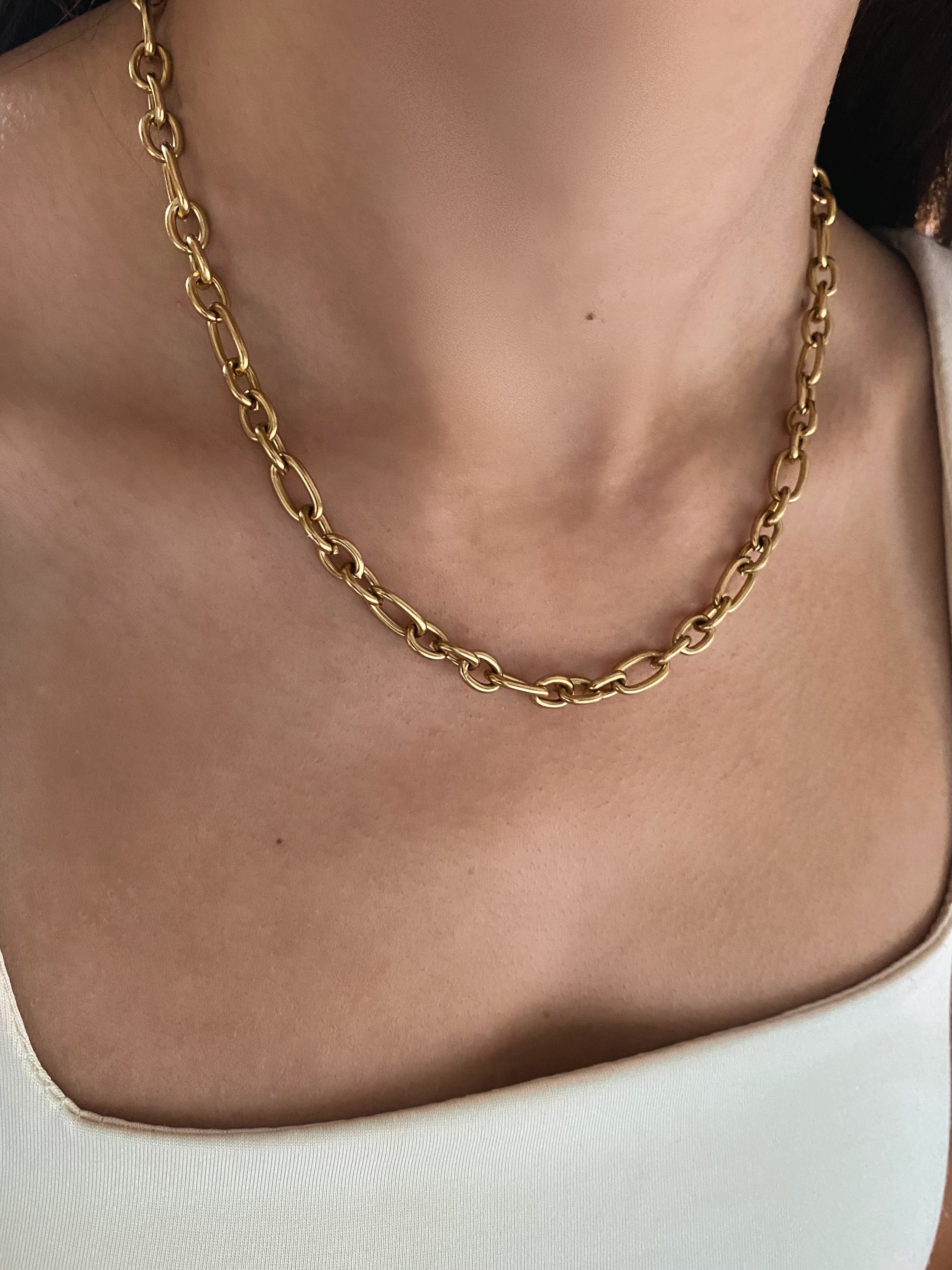 Toggle Chain Choker