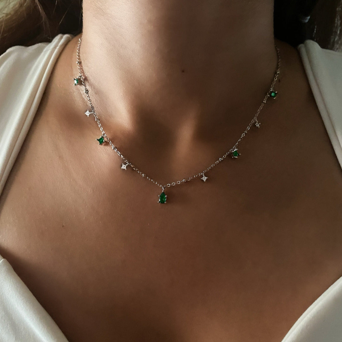 Emerald Teardrop Choker Necklace