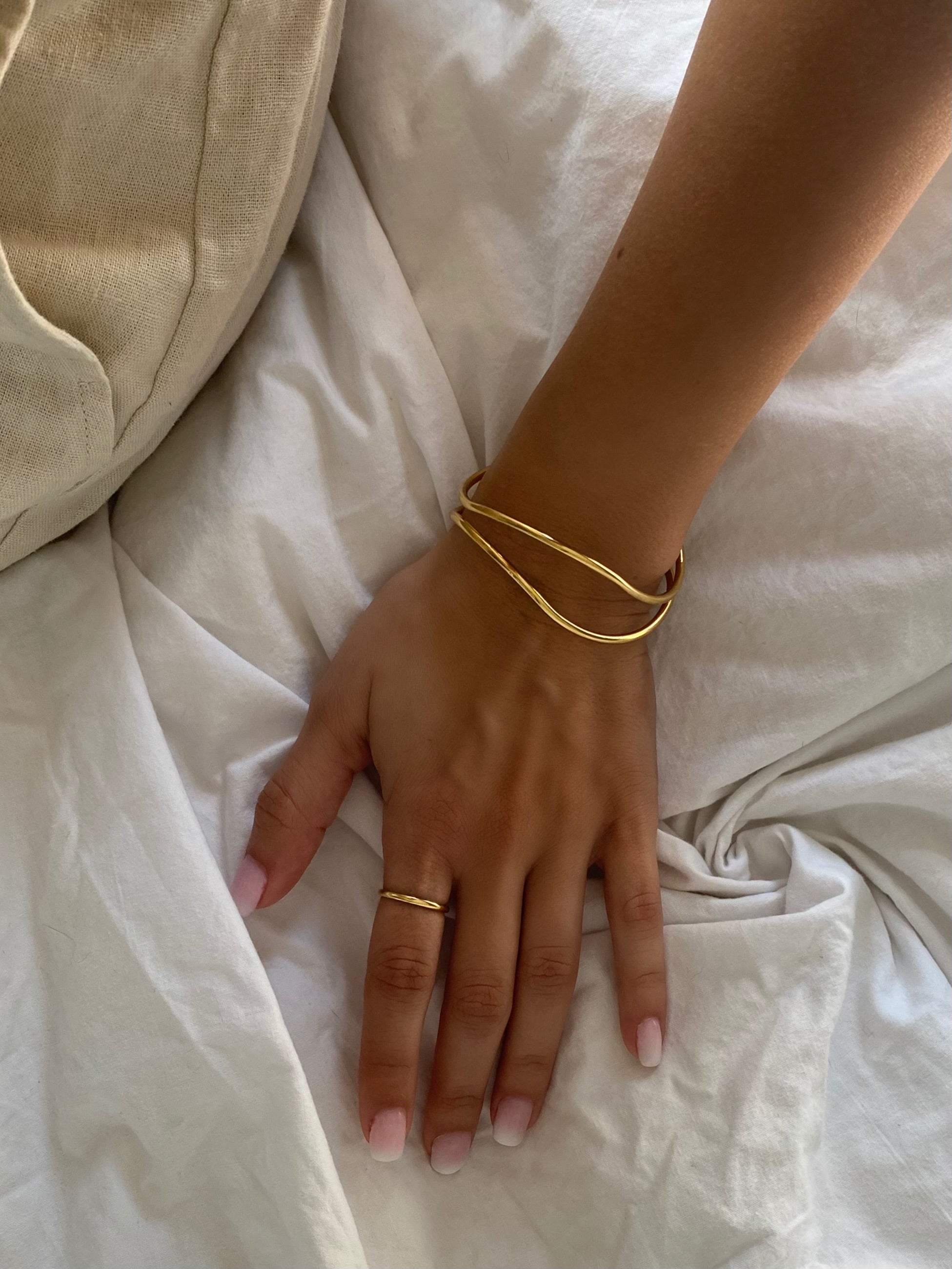 Thin Gold Band Ring