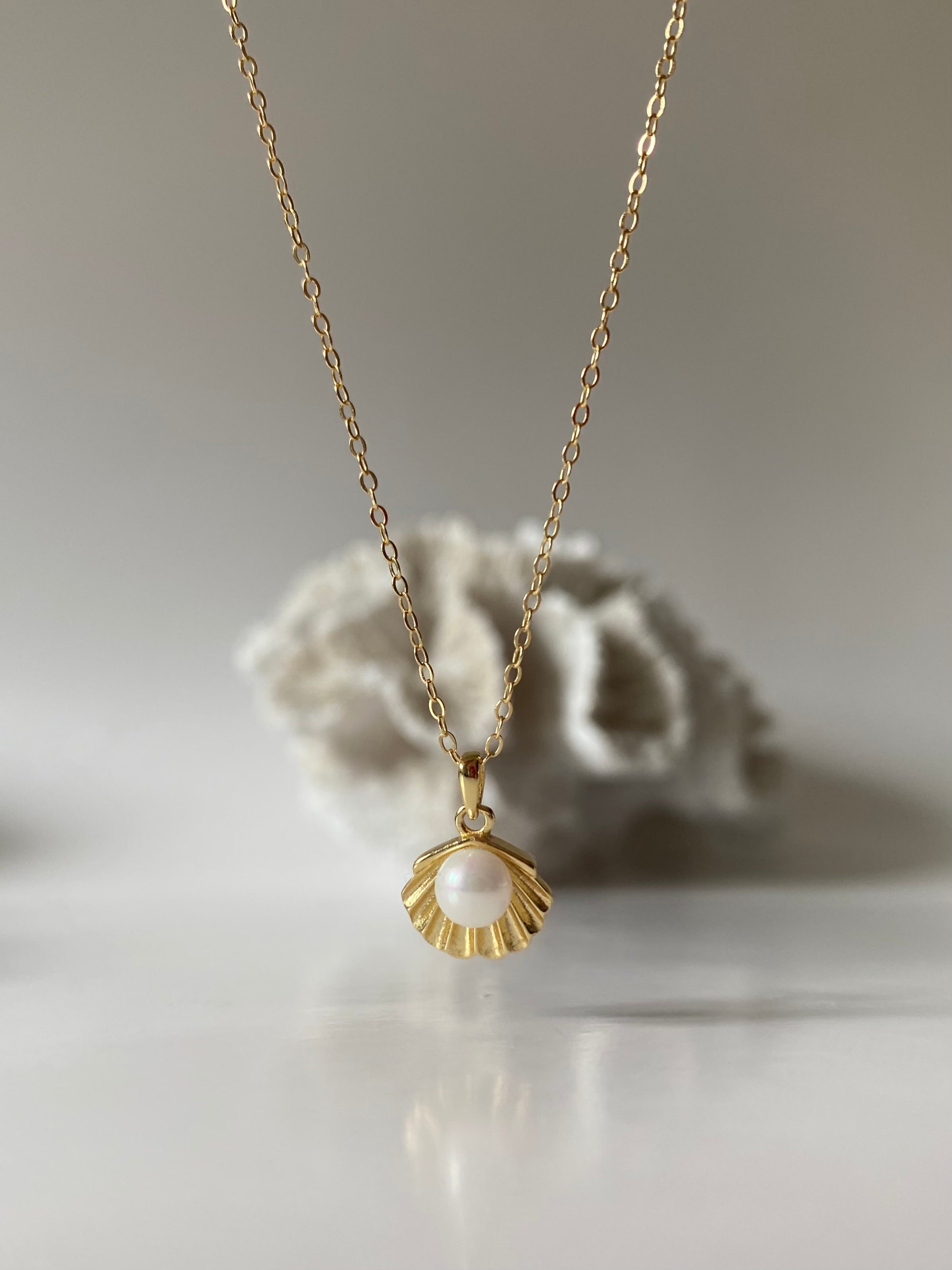 Tiny Seashell Pearl Necklace