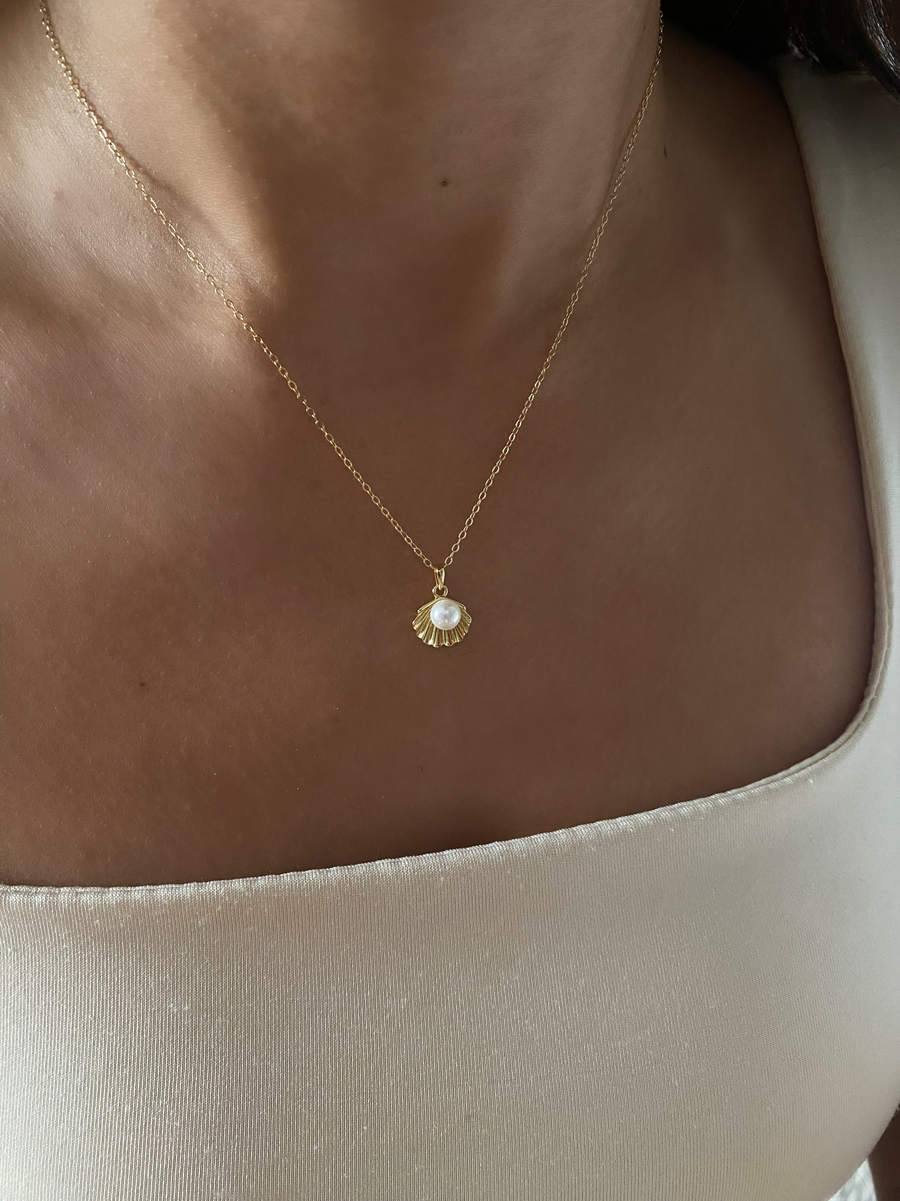 Tiny Seashell Pearl Necklace