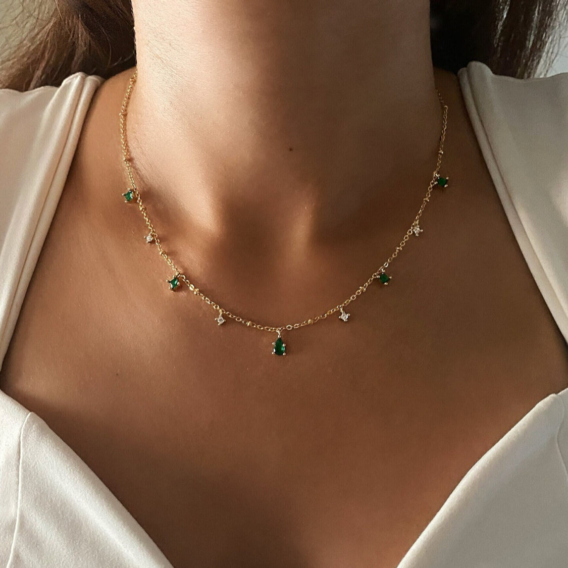 Emerald Teardrop Choker Necklace