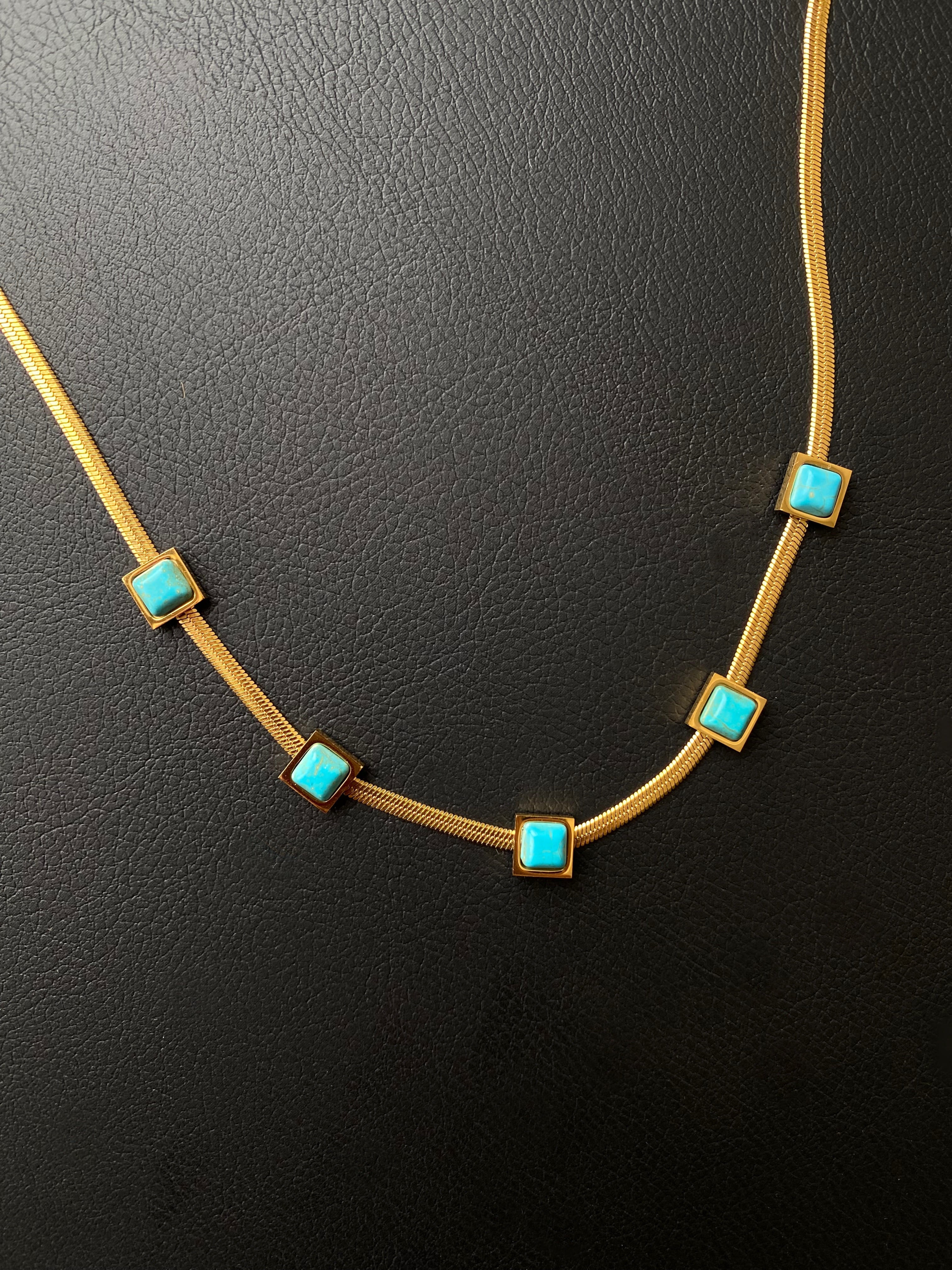 TURQUOISE STONE NECKLACE