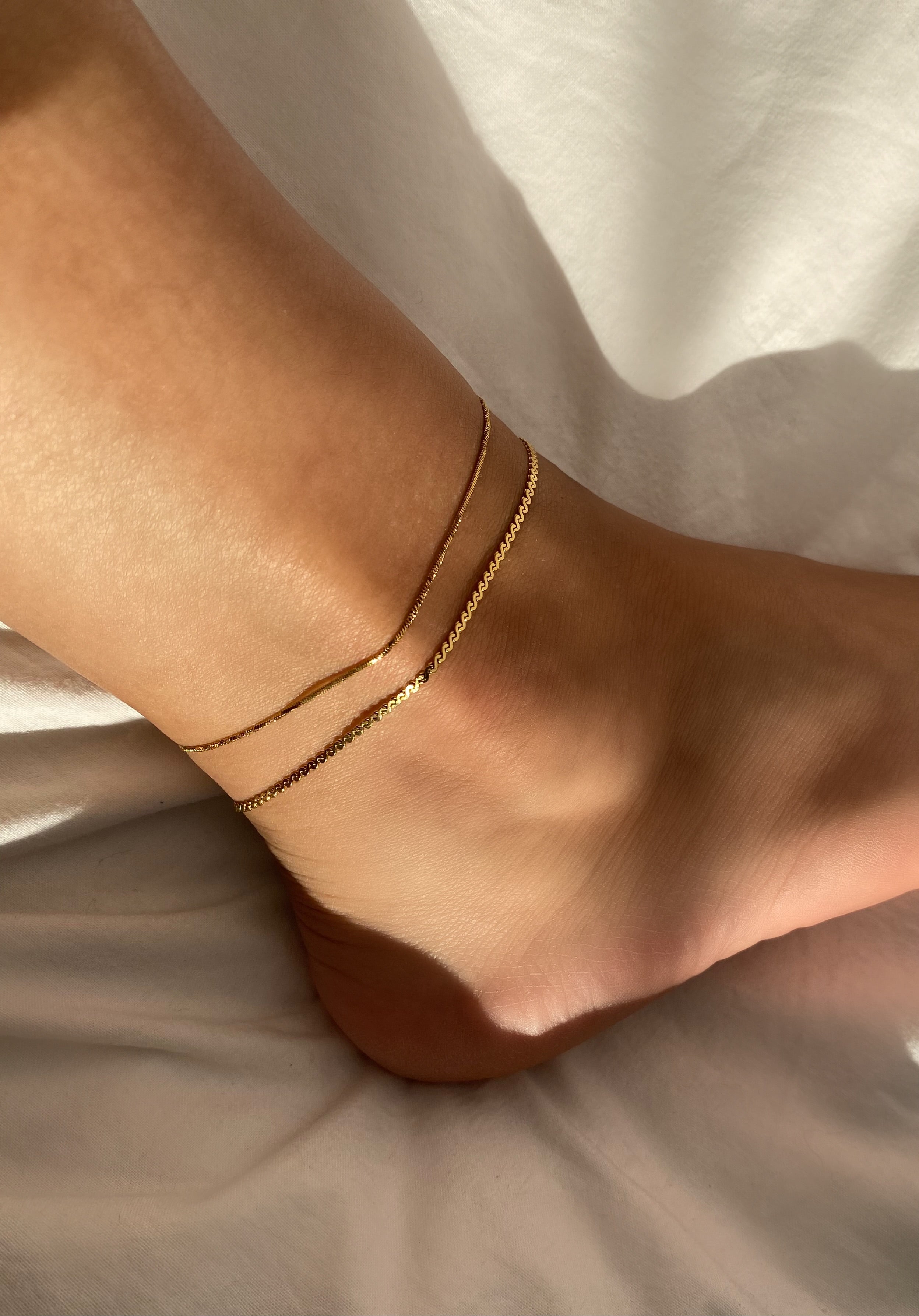 Thin Gold Anklet