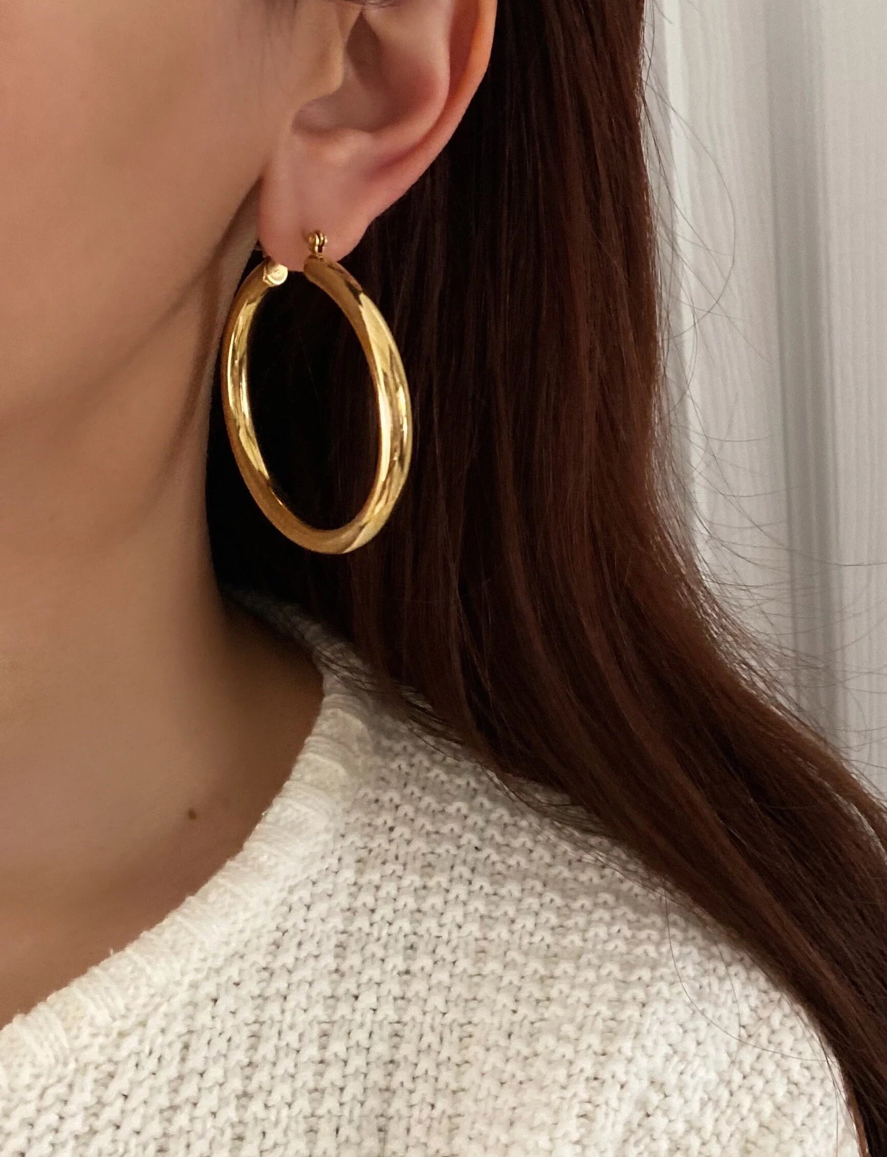 Lightweight Gold Hoops