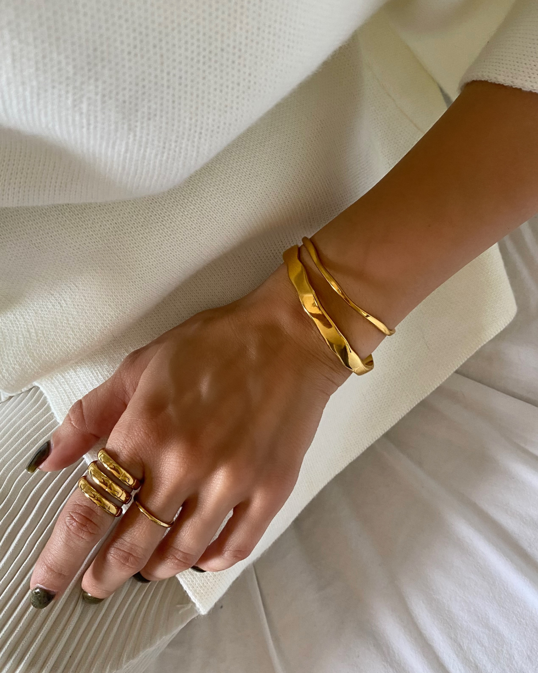 Gold Cuff Bangle Set