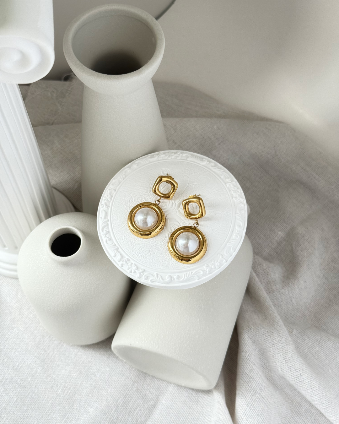 Bold Pearl Drop Earrings – Sculptural Gold Frame Statement Pair