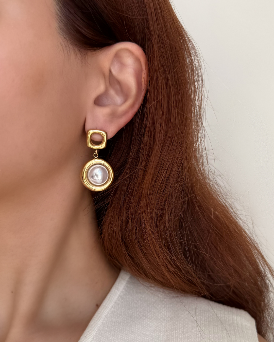 Bold Pearl Drop Earrings – Sculptural Gold Frame Statement Pair