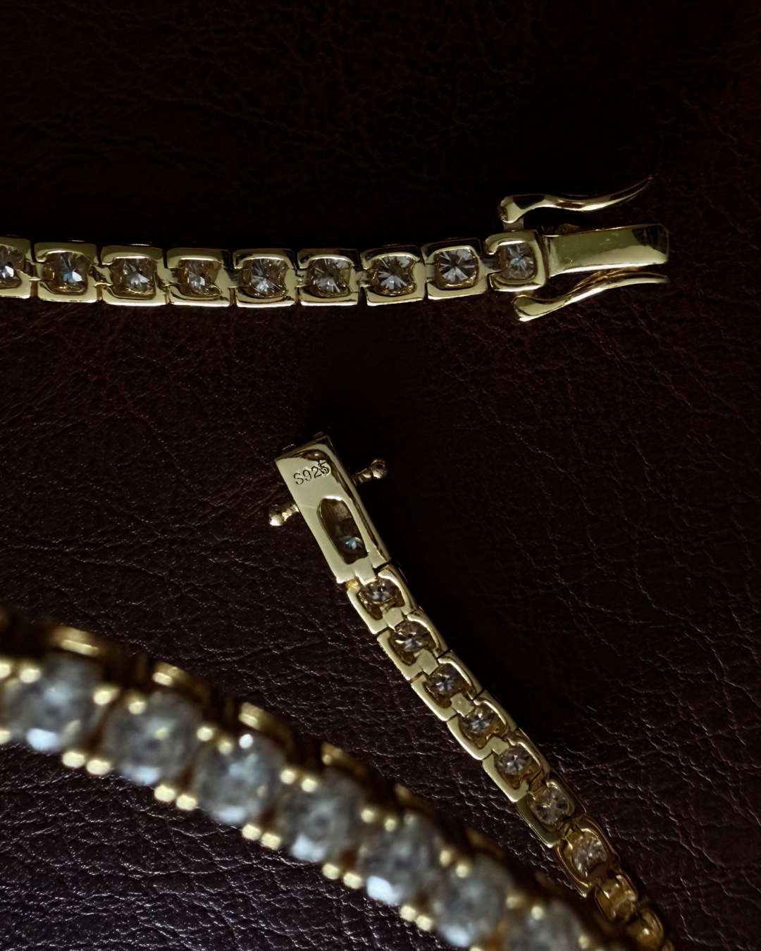 Detailed view of lab-grown moissanite tennis bracelet in sterling silver with 3mm stones and secure clasp — Kampy
