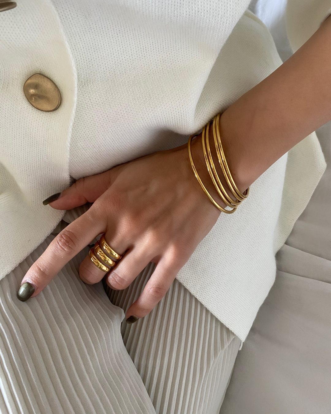 Thin Gold Bangle Set (5-Pack)